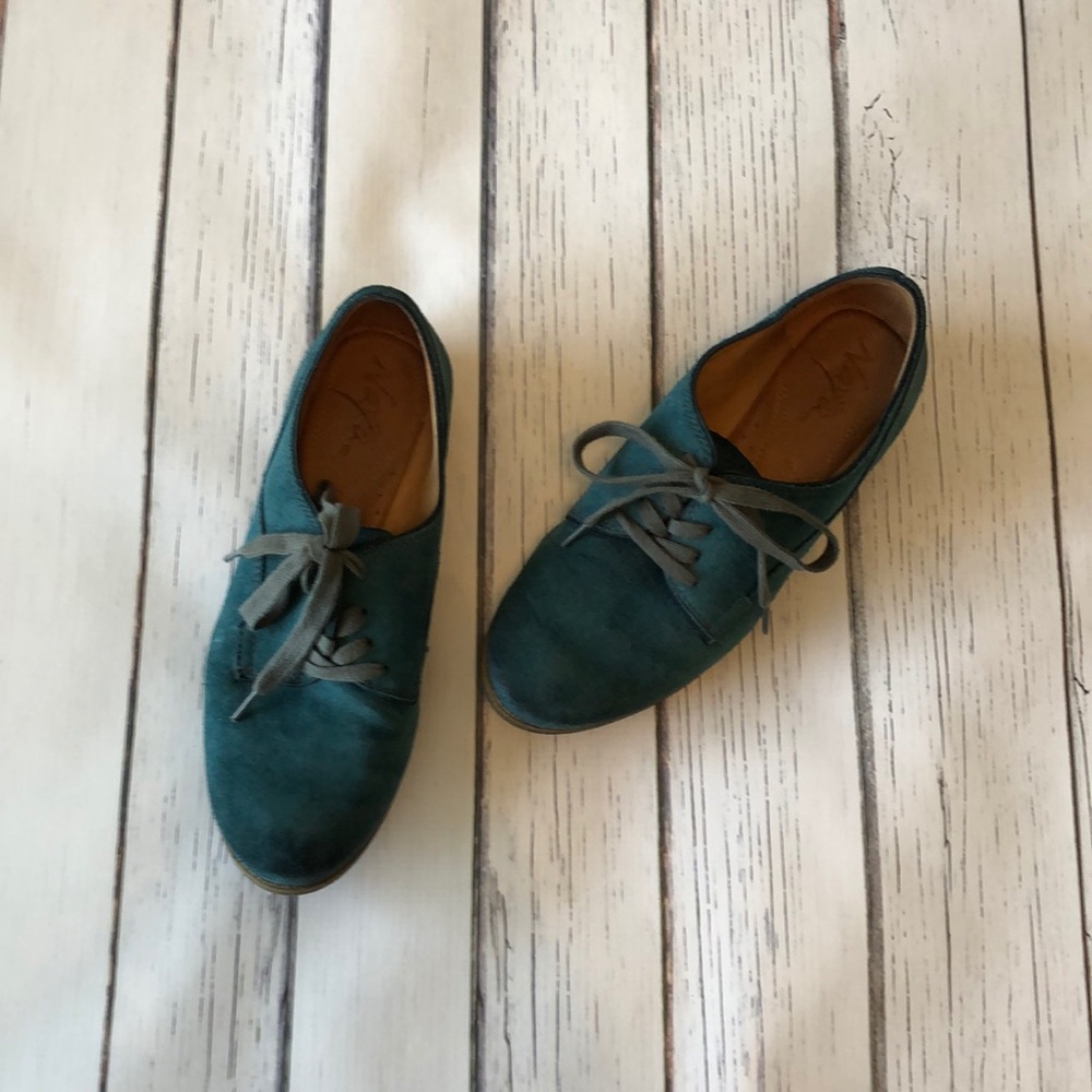 Women’s Naya shoes